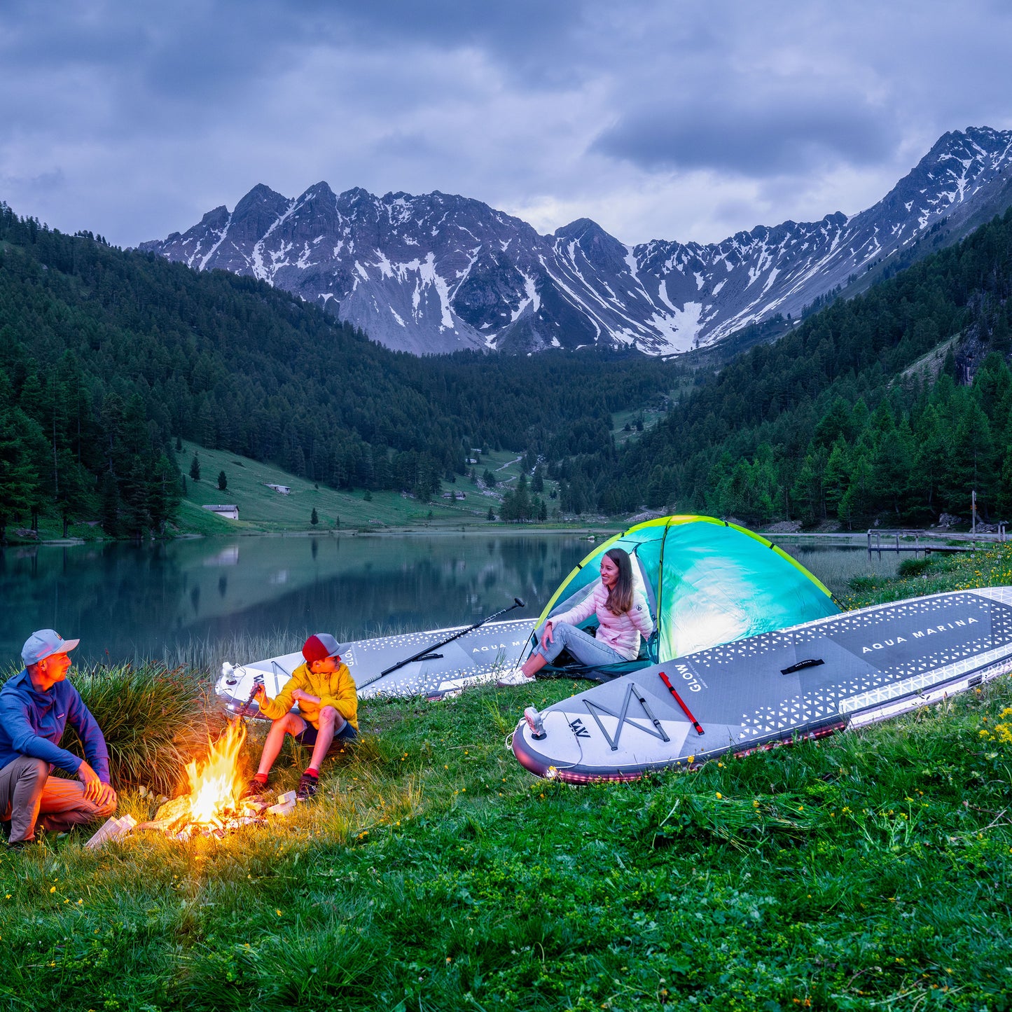 Aqua Marina - GLOW 10'4" All-around iSUP with Ambient Light System