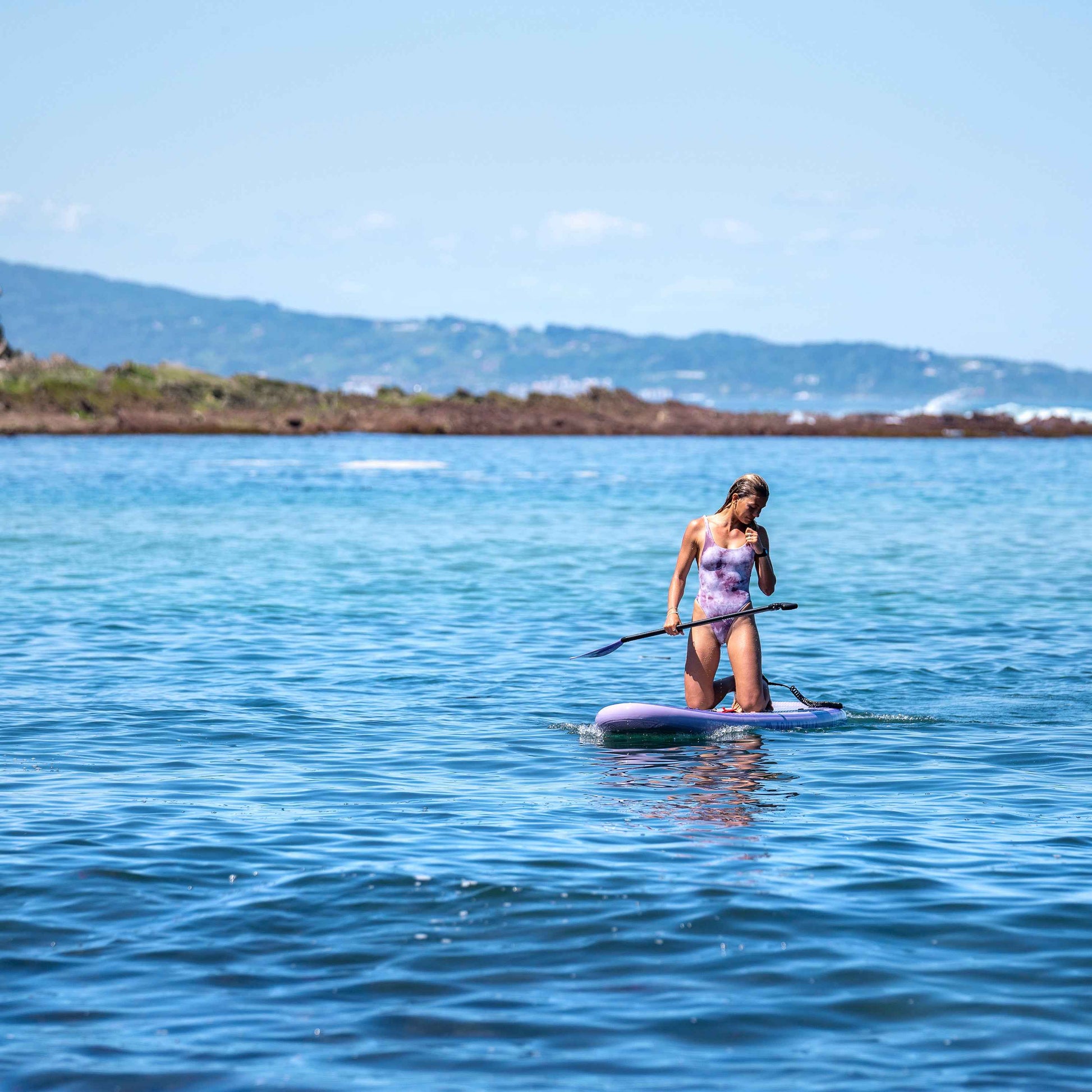 Aqua Marina - CORAL 10'2" (Night Fade)  Advanced All-Around Inflatable Stand Up Paddle Board (iSup)