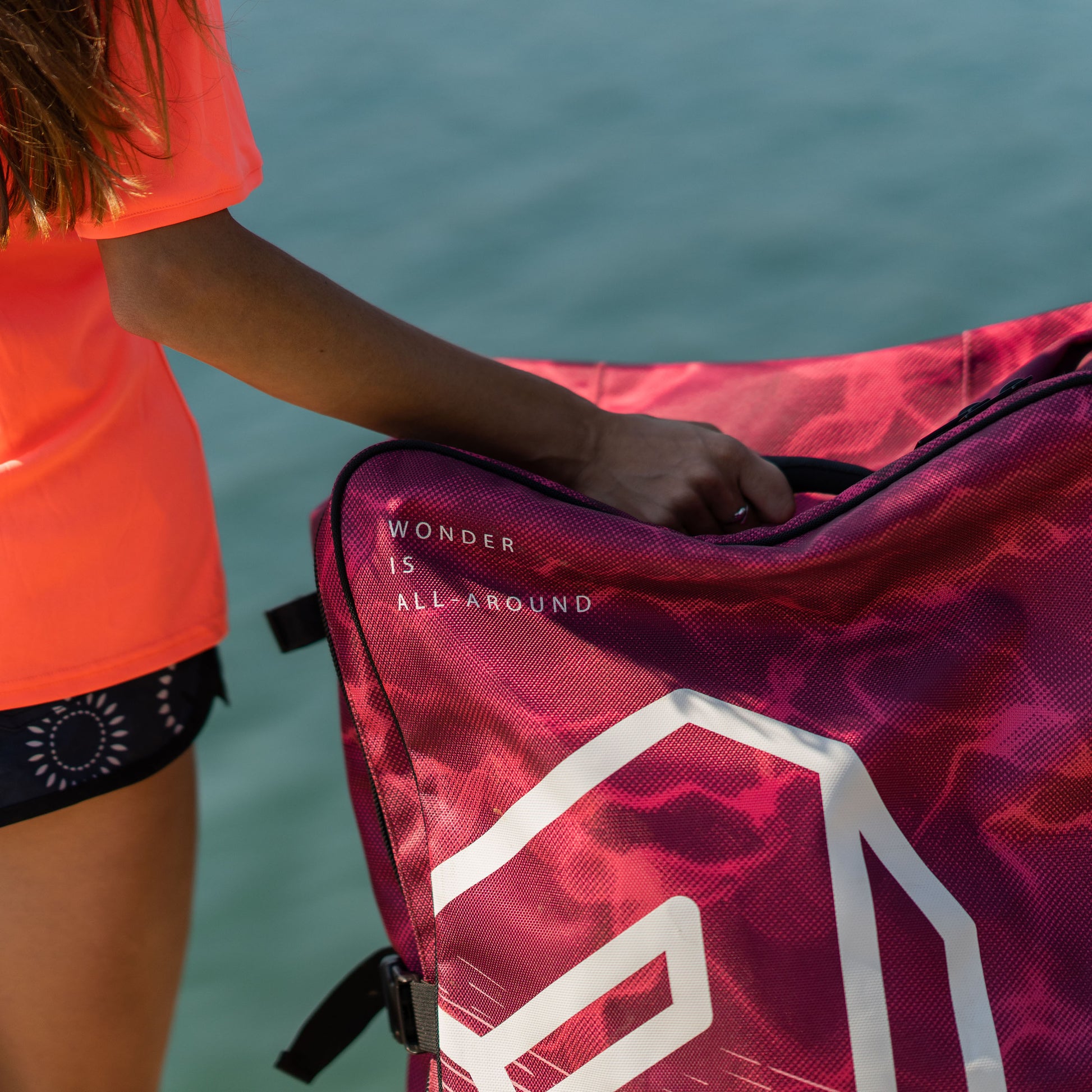 Aqua Marina - Premium Luggage Bag - (Raspberry) with rolling wheel 132L - Aqua Marina